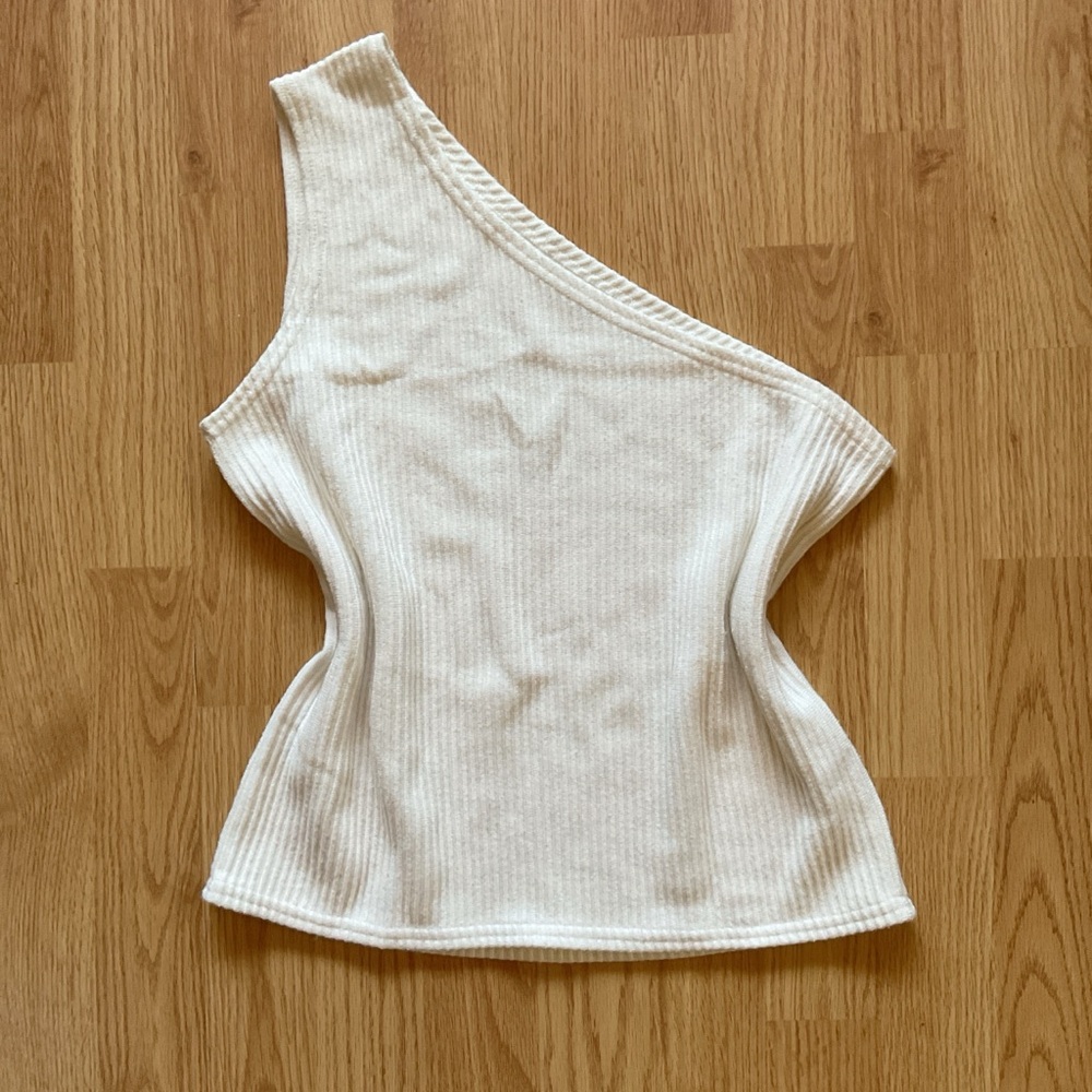 White one shoulder top